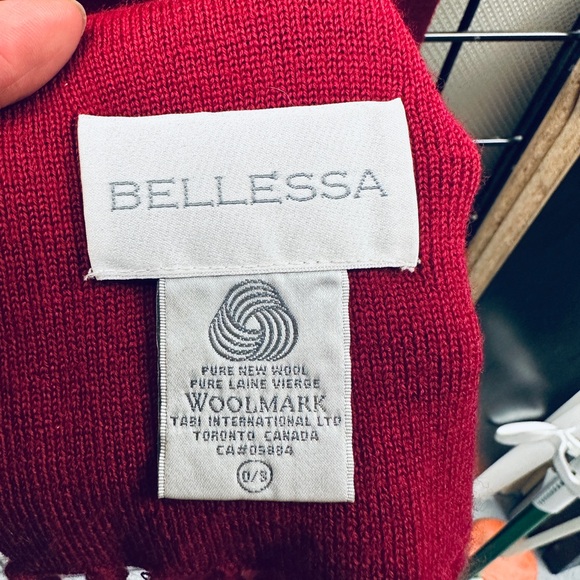 Cherry Red Pure New Wool Shawl - Picture 3 of 7